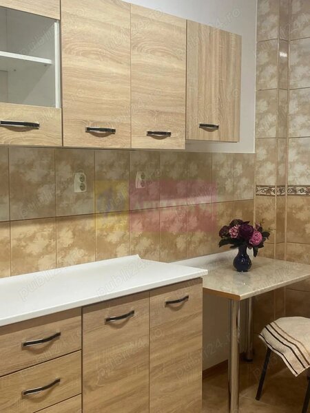 Inchiriere 2 camere B-dul Chisinau - stradal